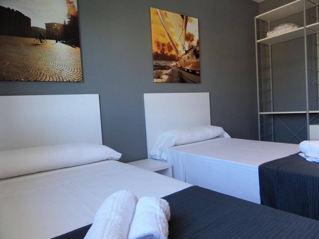 For A Stay Aqua Salou Kamer foto
